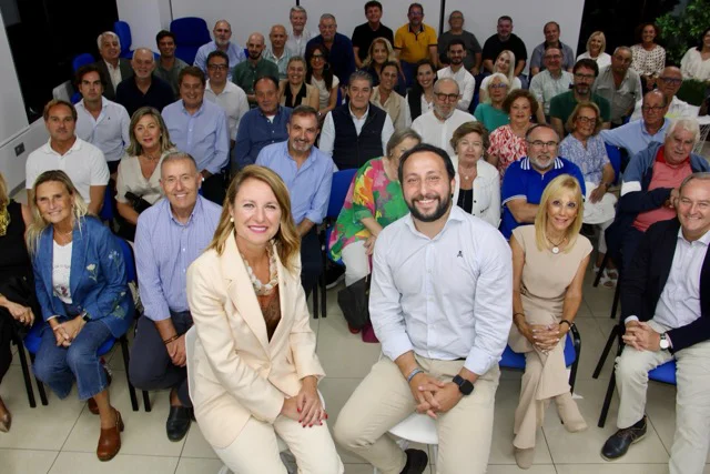 Carrasco Comité Local PP campaña elecciones generales en tamaño mediano
