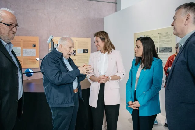 Carrasco visita Planetari de Castelló (1) en tamaño mediano