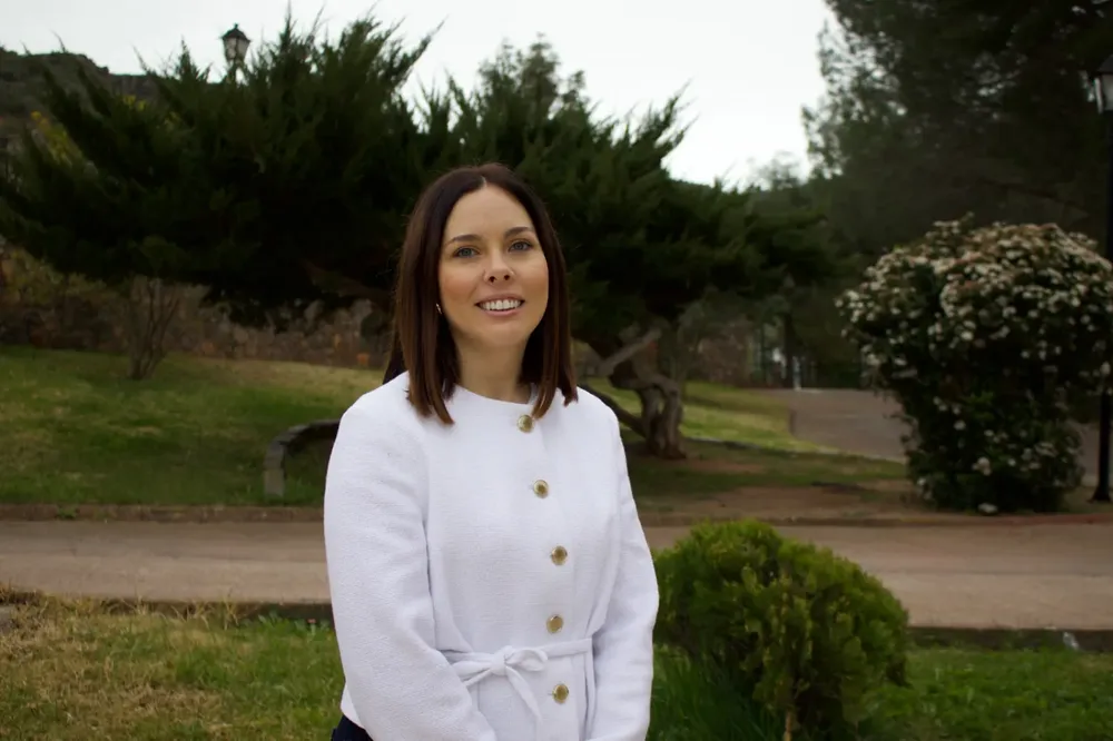 Jessica Miravete alcaldesa de Azuébar