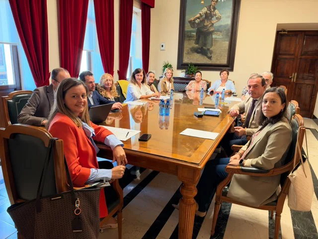 Miralles reunión Patronato Turismo en tamaño mediano