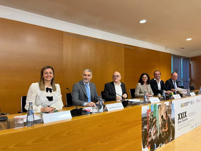 Miralles XXIX Congreso Turismo UJI en tamaño mediano