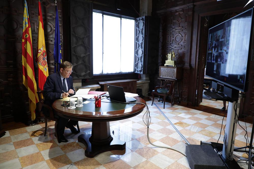 FOTO_1_PRE_Videoconf_expertos_covid19