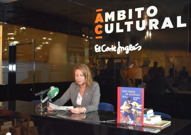 Begoña Carrasco, en un momento de la lectura en tamaño mediano