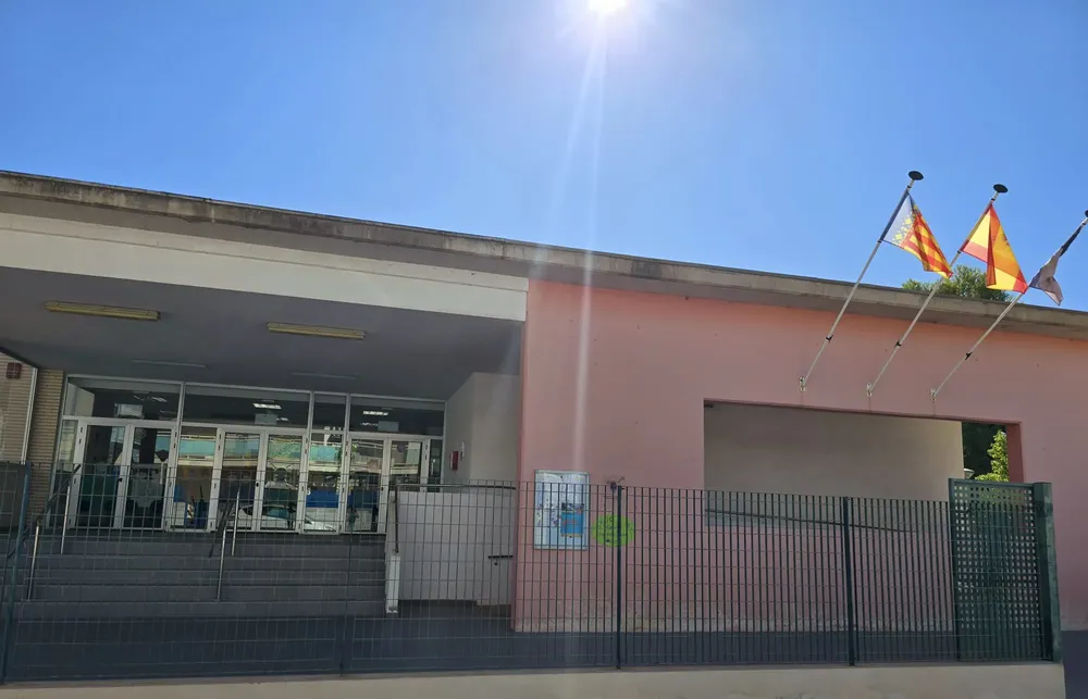 Foto fachada escuela infantil