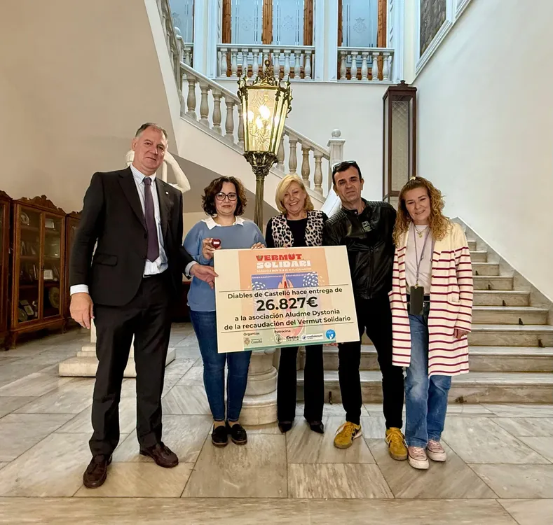 VERMUT SOLIDARIO (2)