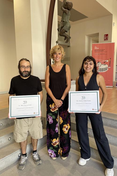 Verònica Ruiz-Els Premis Ciutat de Castelló reconeixen el teatre que dóna veu al despoblament i una investigació sobre el Castelló del segle XV