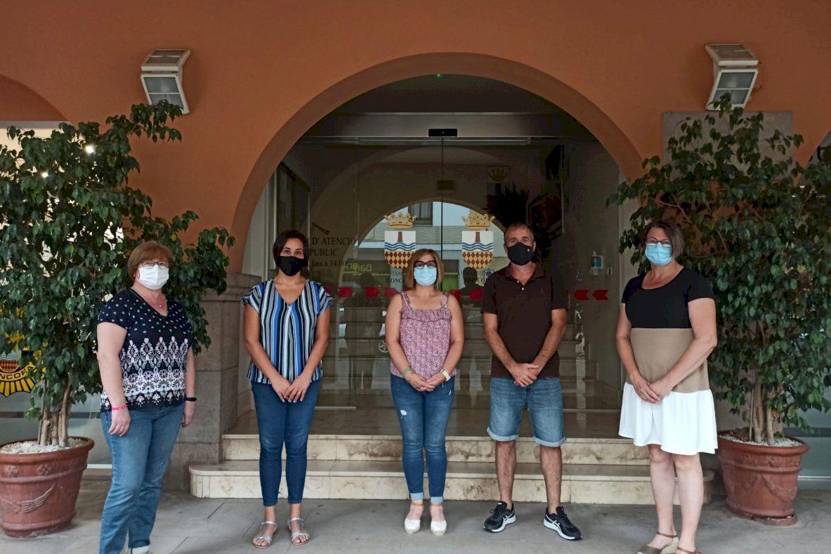 foto-amb-comissio-festes_xl