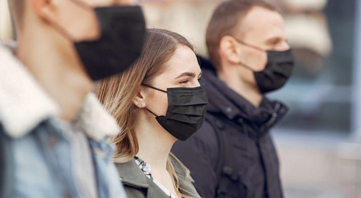 Uso-de-mascarilla-732x402