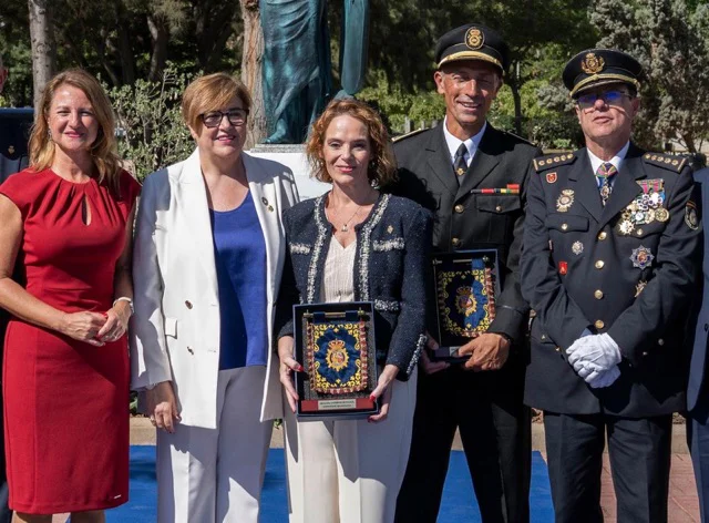 acto policia 1 en tamaño mediano