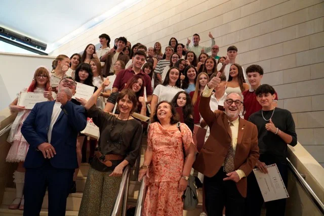 Tots els premiats a l'escala en tamaño mediano
