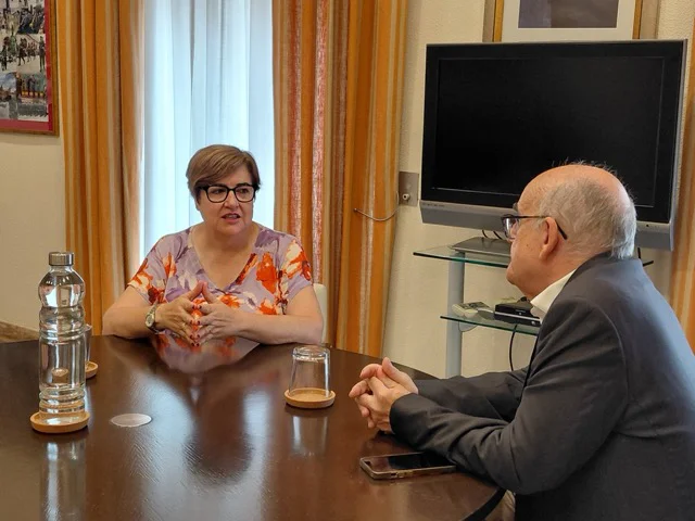 220726 Visita rector Jaume I en tamaño mediano