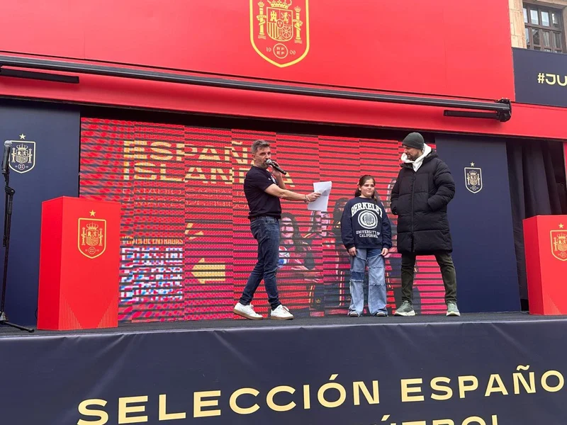 FAN ZONE 5 (1)