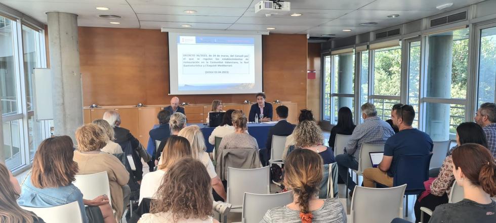 230516_PRES_FColomer_decreto_restauración_Valencia