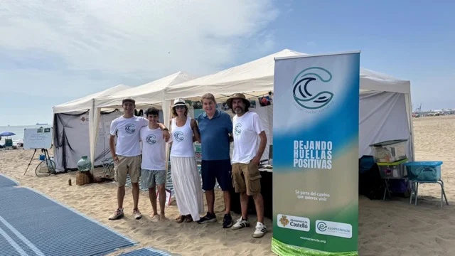 Romero campaña playas Econsciencia en tamaño mediano