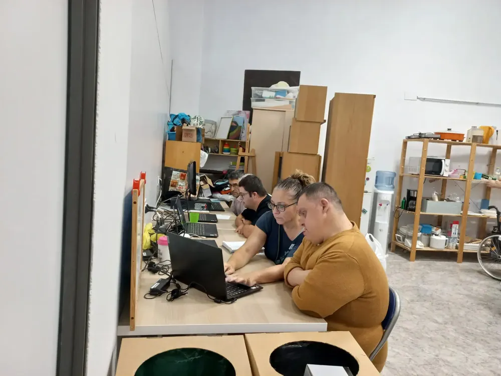 8e73988e-b183-4bc1-a1fa-f260c7c648a2