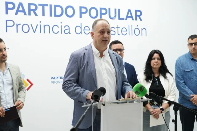 Salvador Aguilella y portavoces PPCS infrafinanciación en tamaño mediano