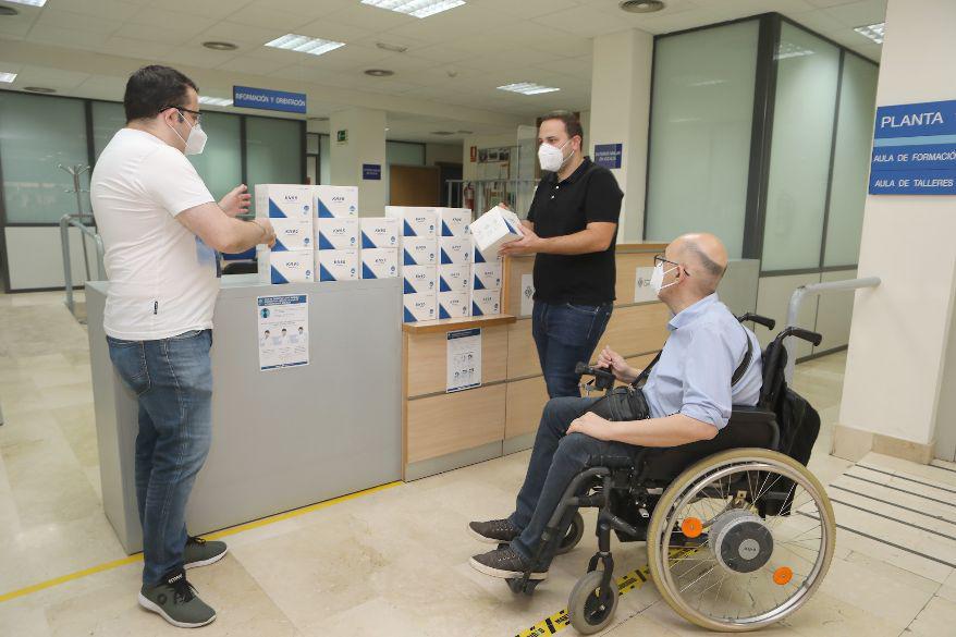 reparto mascarillas (1)