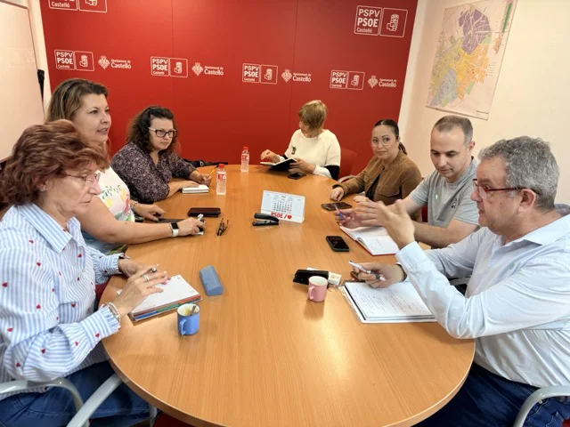 Reunion sindicatos PSOE CS (2) en tamaño mediano