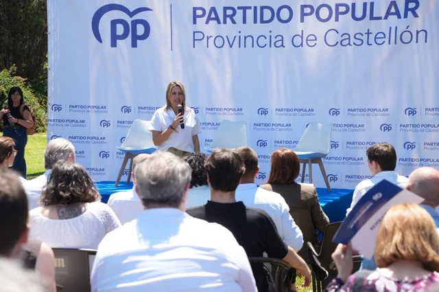 Marta Barrachina acto dependencia PPCS en tamaño mediano