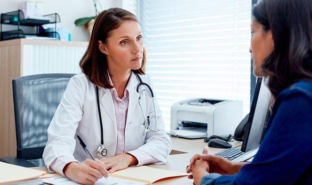 -estoy-encantada-de-ser-medico-de-familia-y-cansada-de-tanto-lloriqueo--2402_620x368