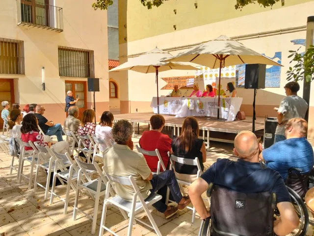 ruedaprensa en tamaño mediano