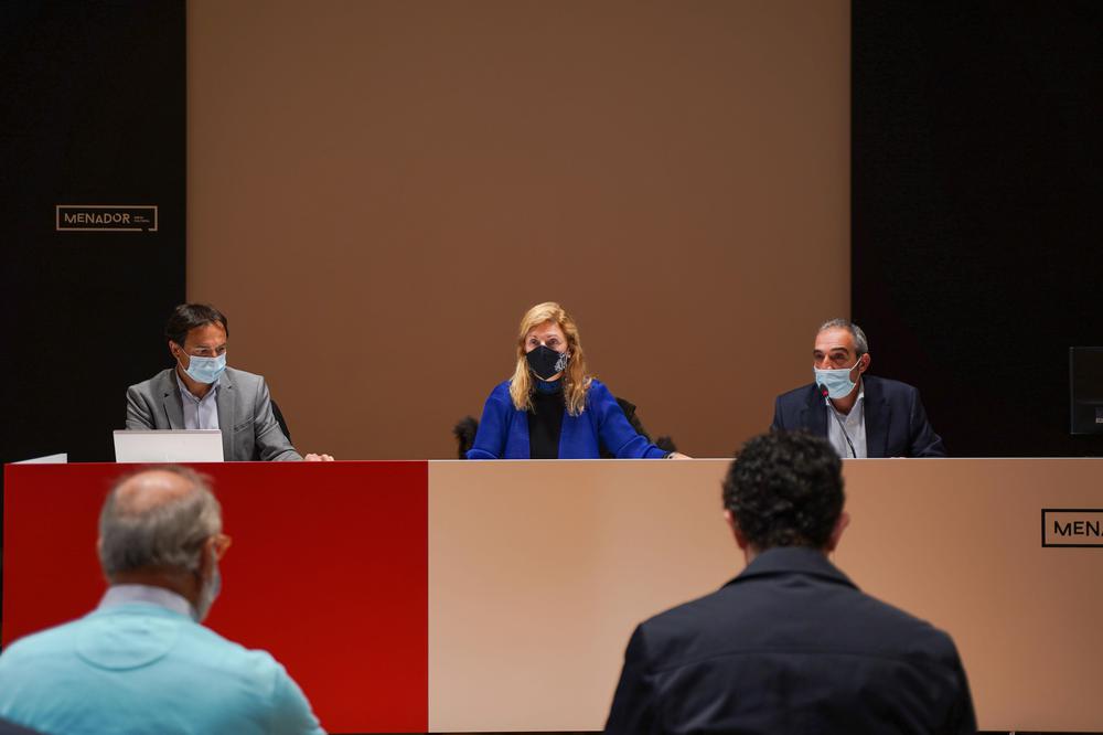 20-12-21 Marco en el Consejo de Administración de la Empresa Mixta Nuevo Cementerio