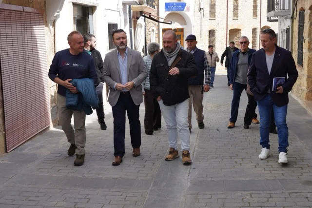 Alcaldes Ballestar y Pobla Benifassà con Israel Martínez (2) en tamaño mediano