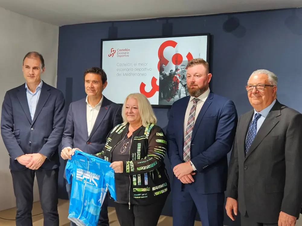 YDRAY-Foto-del-primer-dia-en-Fitur