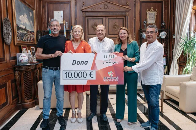 vermut solidario 2 en tamaño mediano