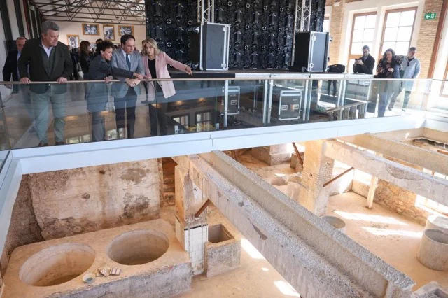 llorca ceramica 2 en tamaño mediano