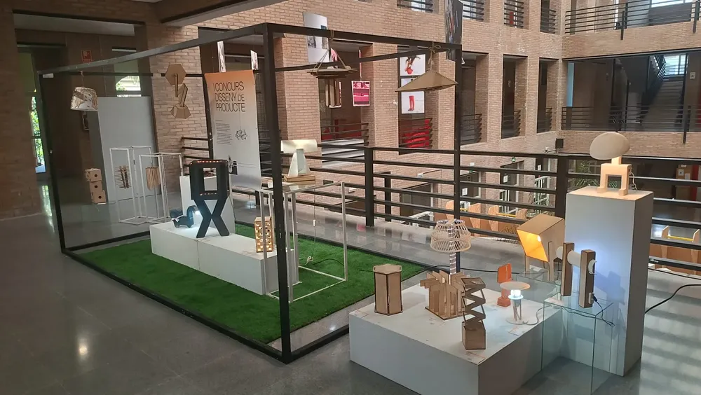 9b496281-2e76-4998-b152-106aab50bf96