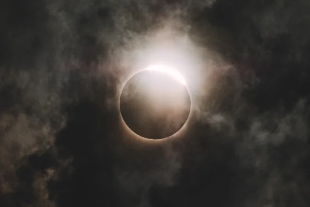 ECLIPSE  12