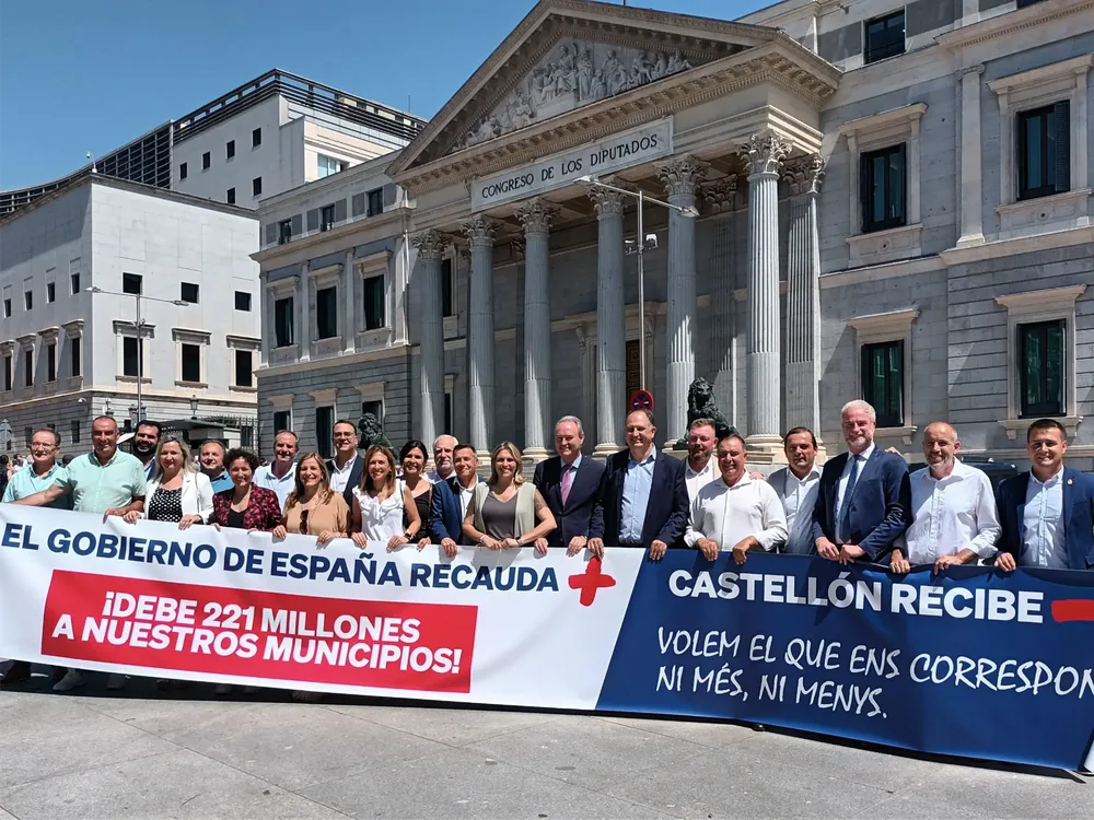 Contentración en Madrid de alcaldes de Castellón