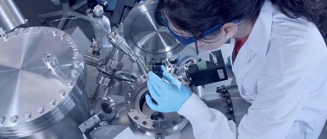 LABORATORIO ITC en tamaño mediano