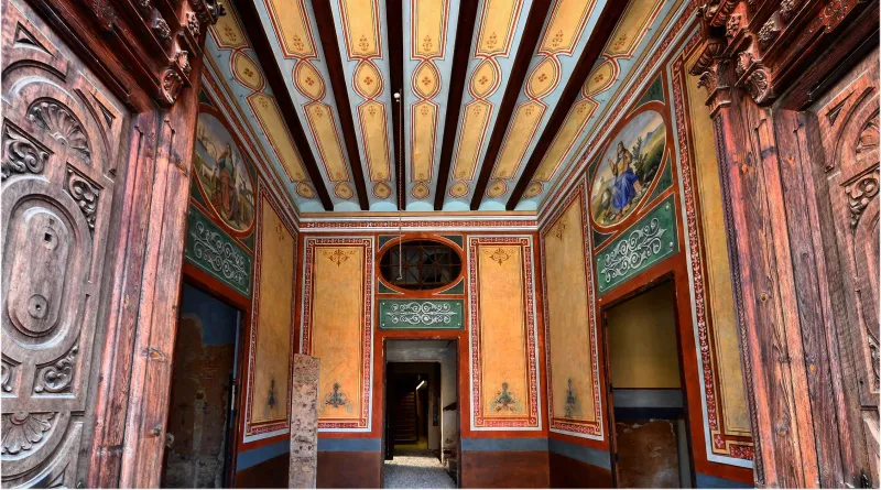 palau_porta_entrada_web