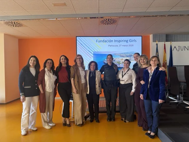 Taller Inspiring Girls (1) en tamaño mediano