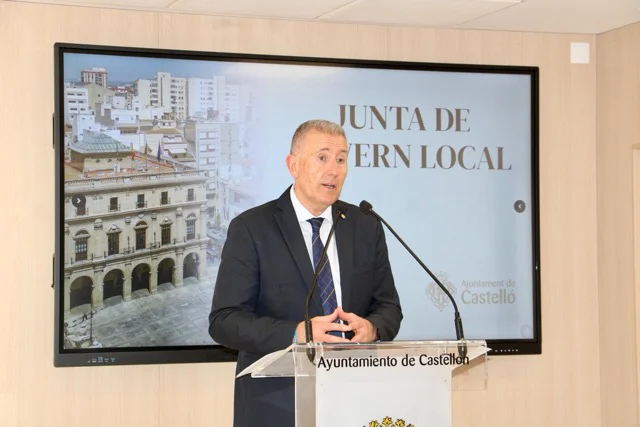 Sales JGL 16 abril en tamaño mediano