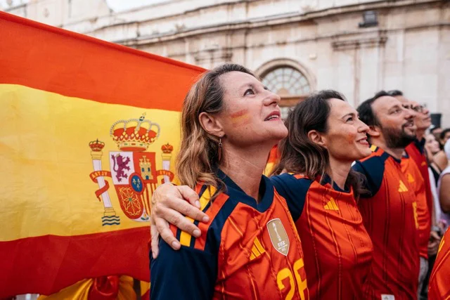 FINAL ESPAÑA 9 en tamaño mediano