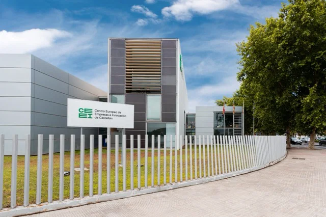 Instalaciones CEEI Castellón 2026 en tamaño mediano
