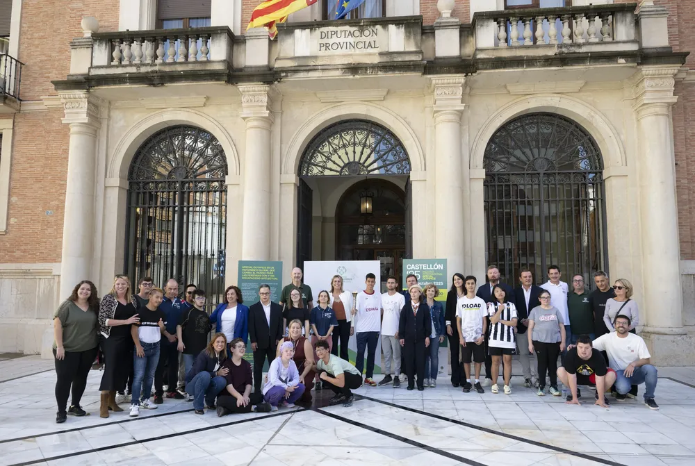 Meeting Special Olympics (3)