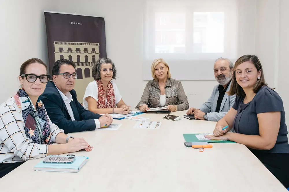 celiacos clara adsuara y concejales