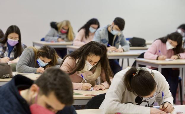 examenes-kZZG-U130220126309XwD-624x385@La Verdad