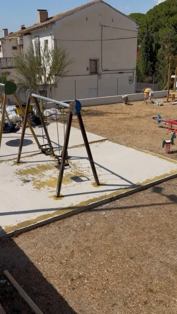 Parque infantil Navajas en tamaño mediano