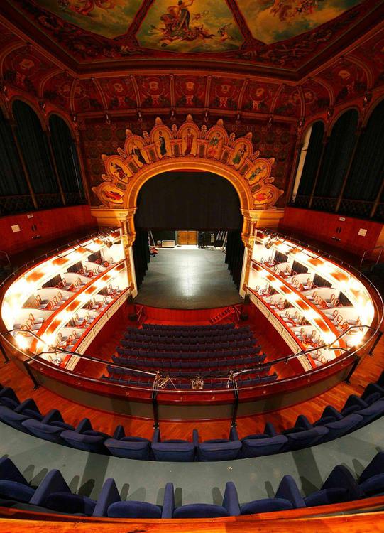 3720d94d715ff35e34babf7a21249242