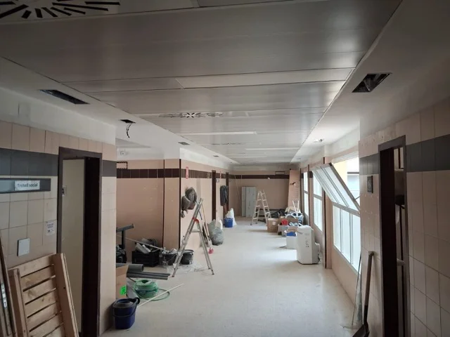 Avance obras centro de salud Les Coves en tamaño mediano