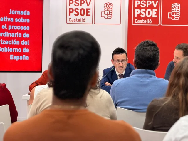 Jornada proceso regularizacion 23-4-26 (2) en tamaño mediano