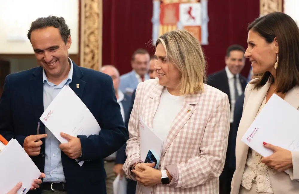 Presidenta Marta Barrachina y diputado José Mª Andrés