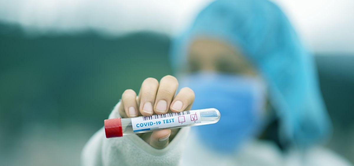 sanitario-y-test-de-coronavirus-foto-pixabay-1