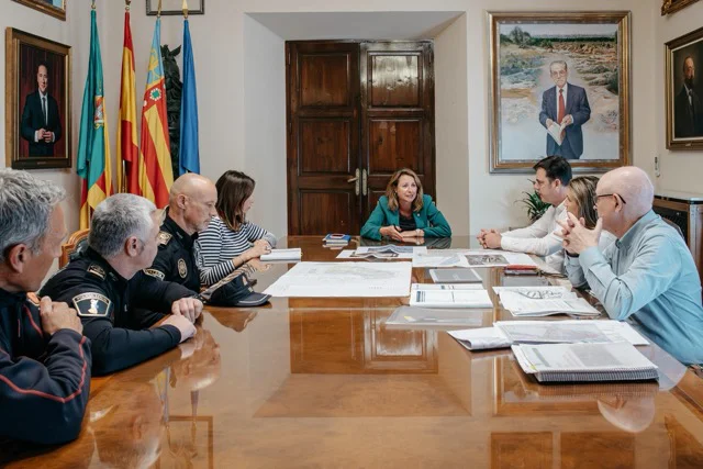Carrasco reunión interdepartamental licencias Hospital General en tamaño mediano