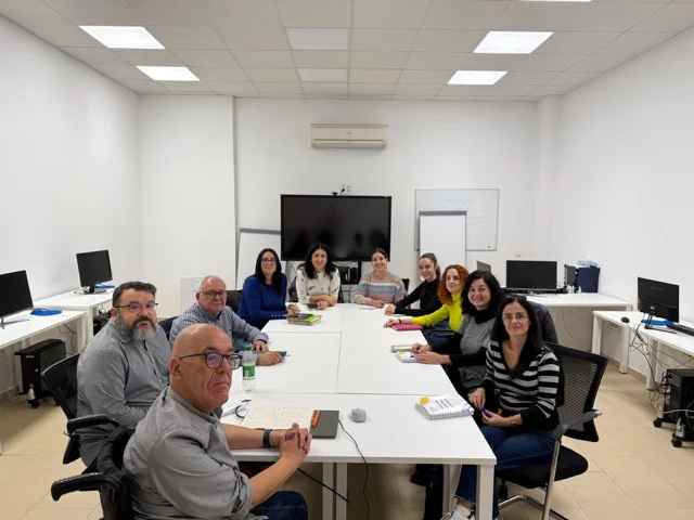 Miembros de la nueva federación de entidades en tamaño mediano